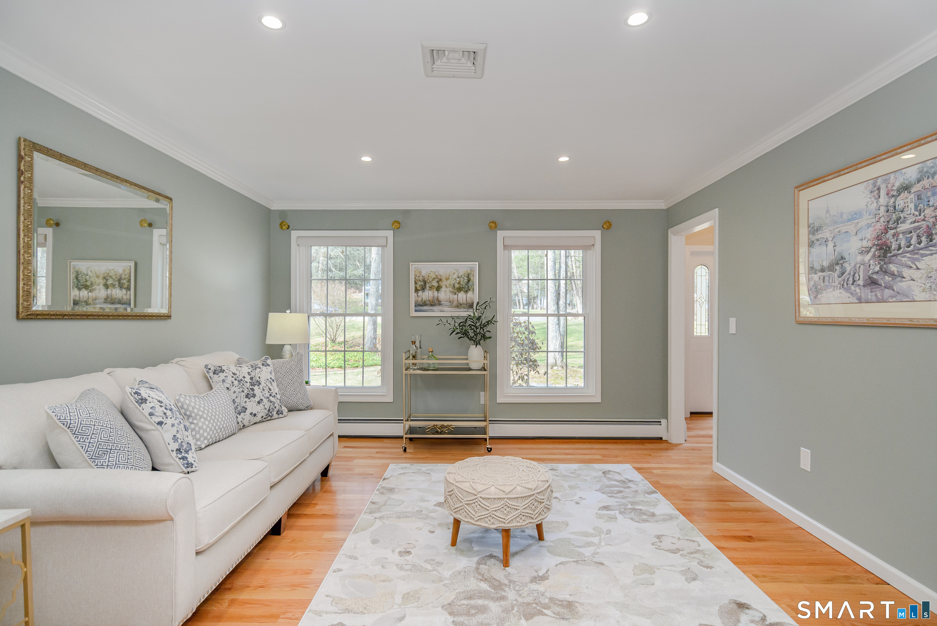 10 Sweetbriar Lane Newtown CT 06482
