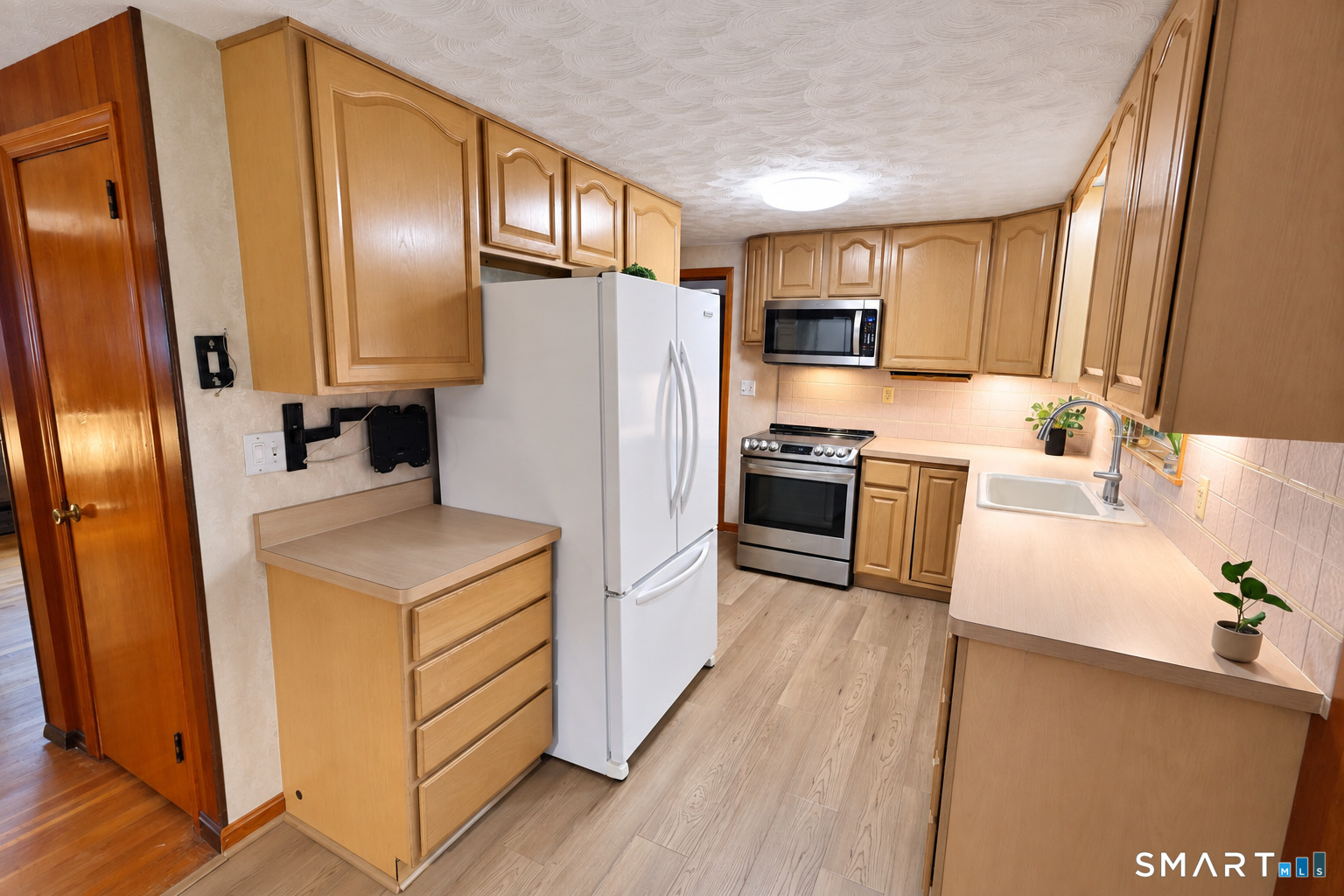 3 Sun Street Enfield CT 06082