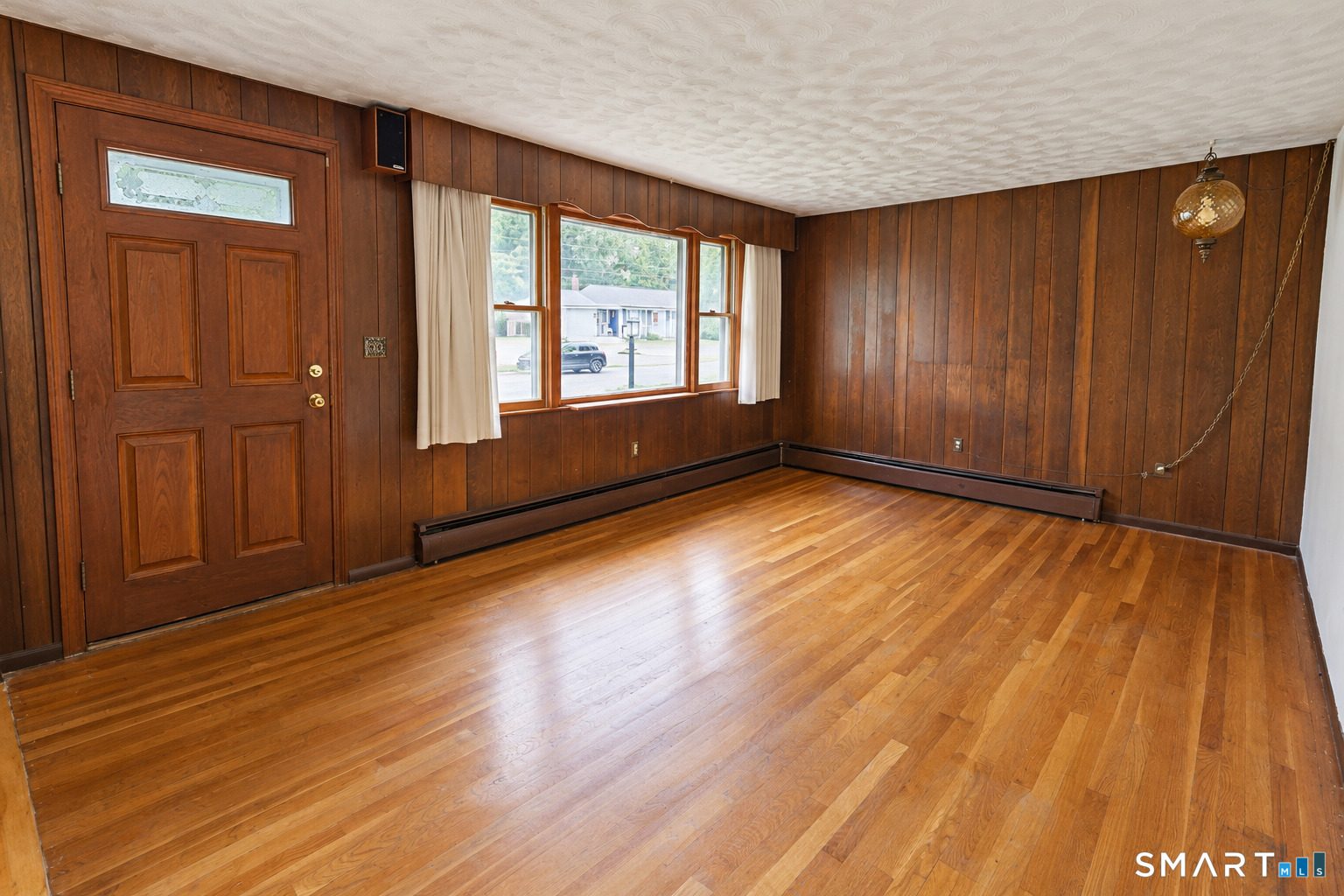 3 Sun Street Enfield CT 06082