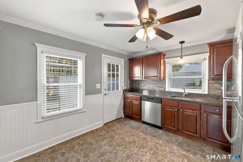 15 Ashland Avenue Waterbury CT 06708
