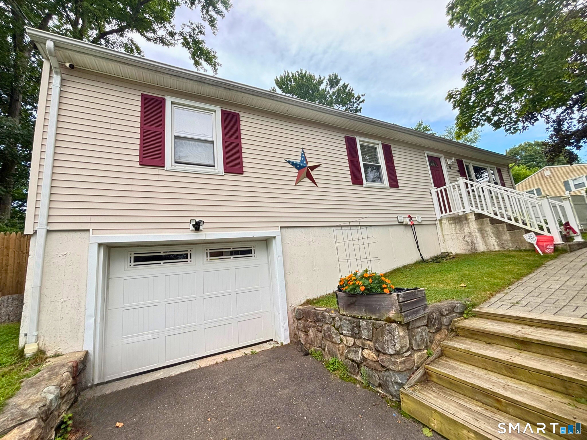 66 Greenview Drive Waterbury CT 06708