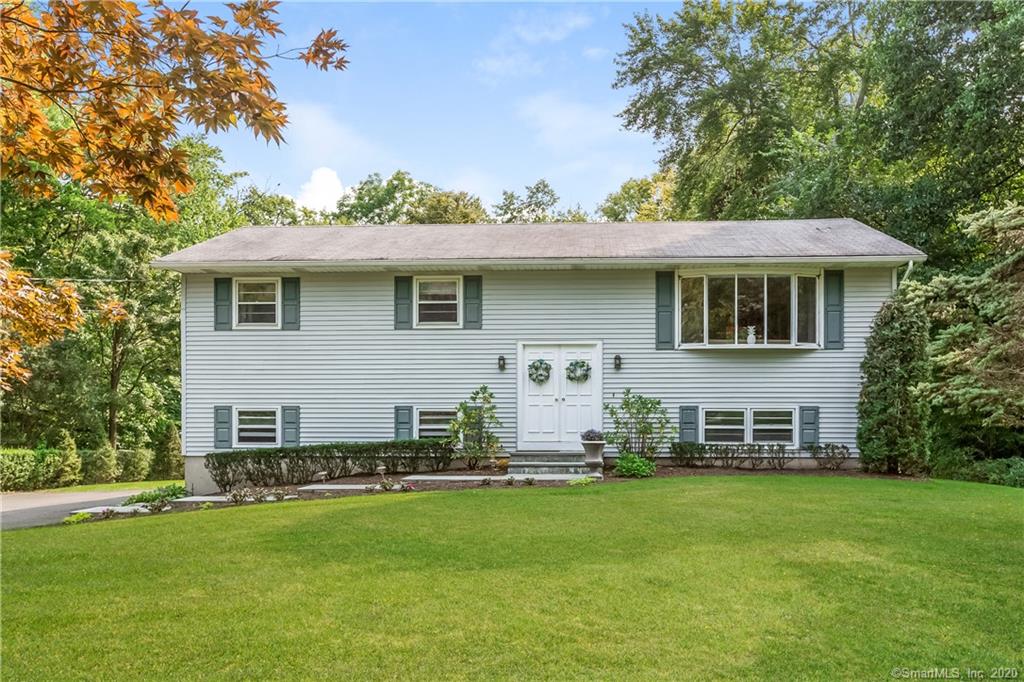 26 Indian Hill Road New Fairfield CT 06812
