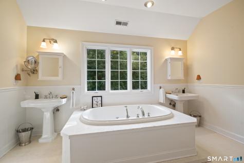 160 Old Stonewall Road Easton CT 06612