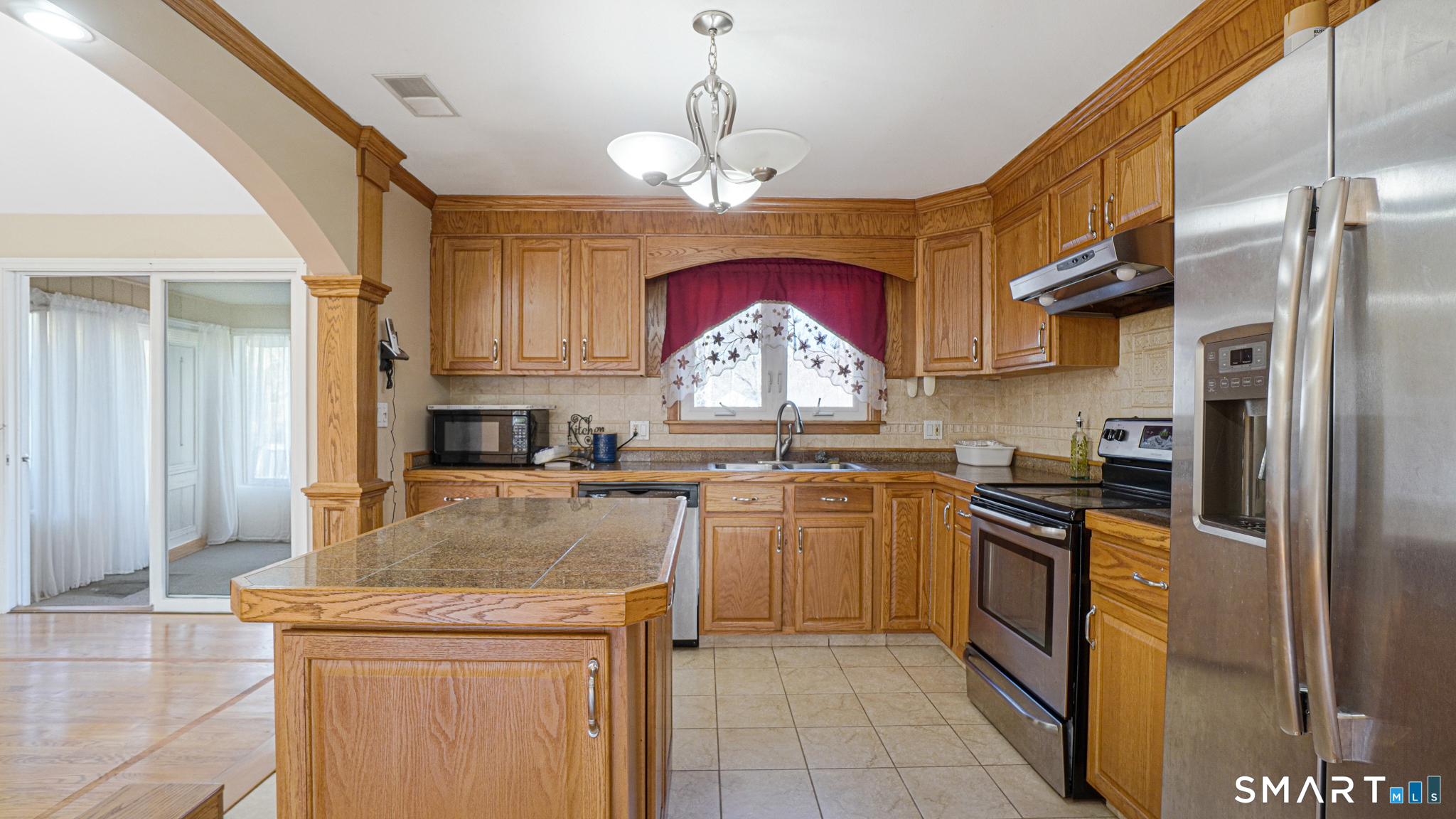 997 Meriden Avenue Southington CT 06489