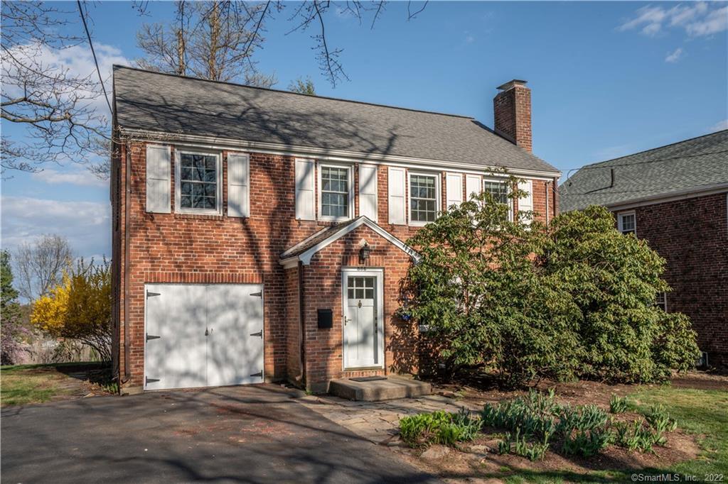 336 Ridgewood Road West Hartford CT 06107