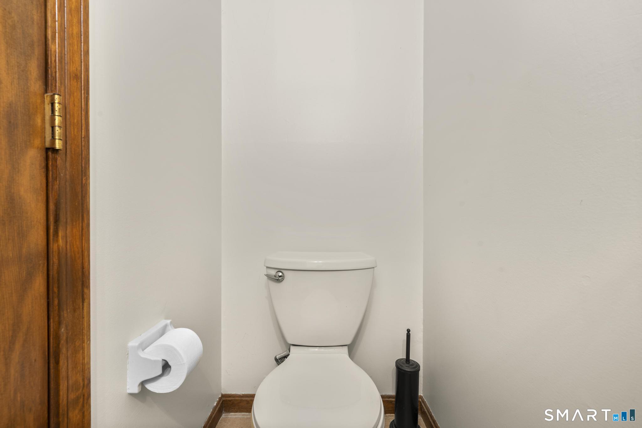 43 Robinhood Drive Ledyard CT 06335