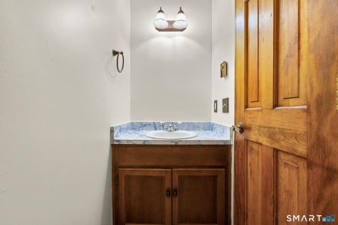 43 Robinhood Drive Ledyard CT 06335