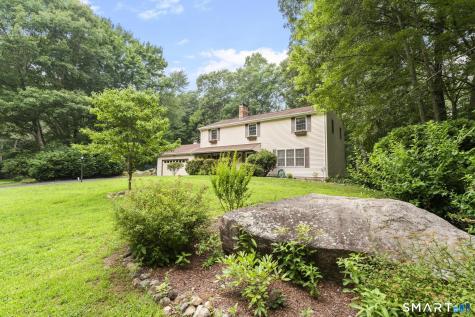 43 Robinhood Drive Ledyard CT 06335