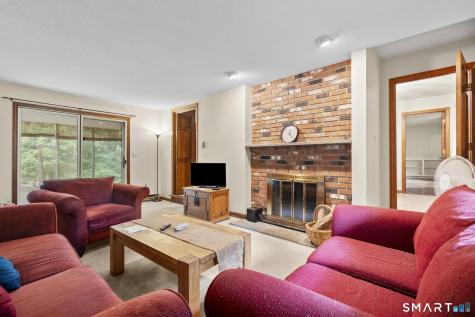 43 Robinhood Drive Ledyard CT 06335