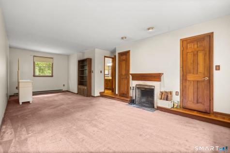 43 Robinhood Drive Ledyard CT 06335