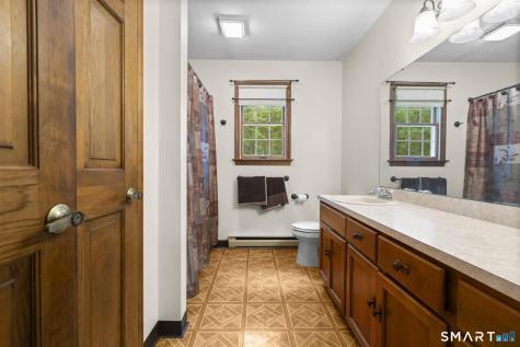 43 Robinhood Drive Ledyard CT 06335