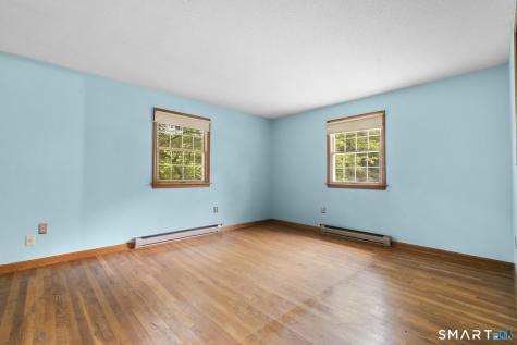 43 Robinhood Drive Ledyard CT 06335