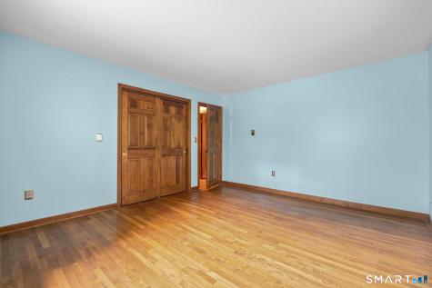 43 Robinhood Drive Ledyard CT 06335