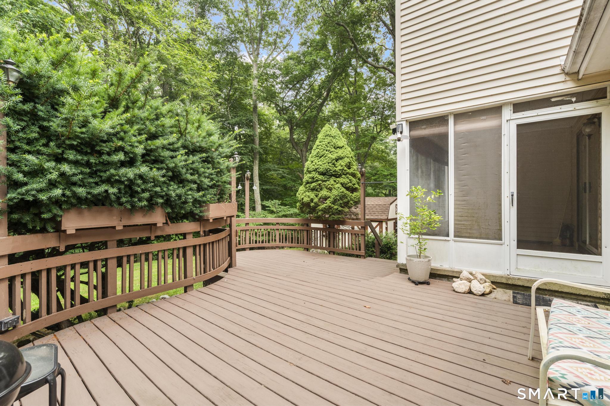 43 Robinhood Drive Ledyard CT 06335