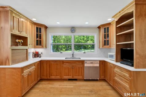30 Maltbie Road Newtown CT 06470