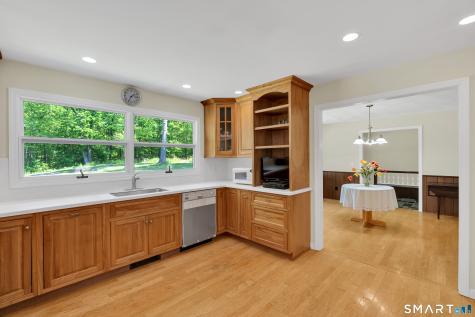 30 Maltbie Road Newtown CT 06470