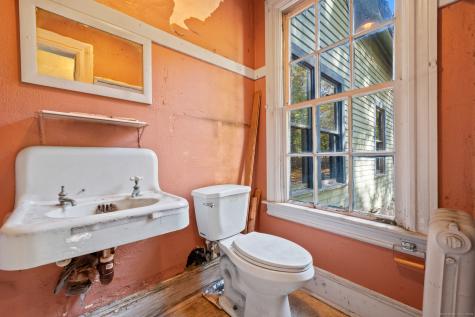 124 River Road Willington CT 06279