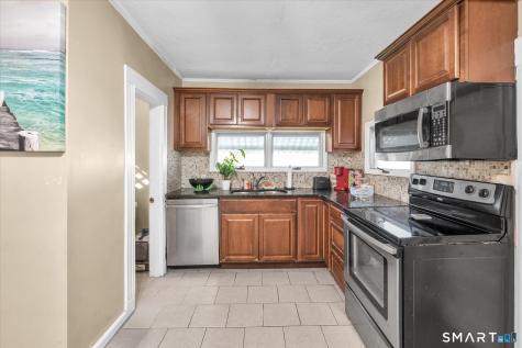 14 Gordon Street Waterbury CT 06710