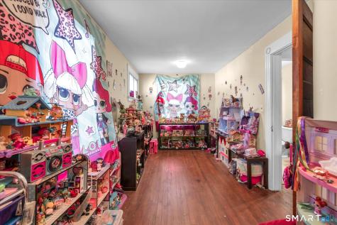 14 Gordon Street Waterbury CT 06710