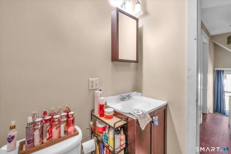 14 Gordon Street Waterbury CT 06710