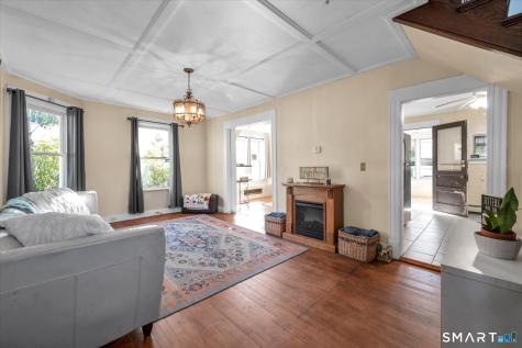 14 Gordon Street Waterbury CT 06710