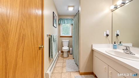 17 Pier Court Milford CT 06460