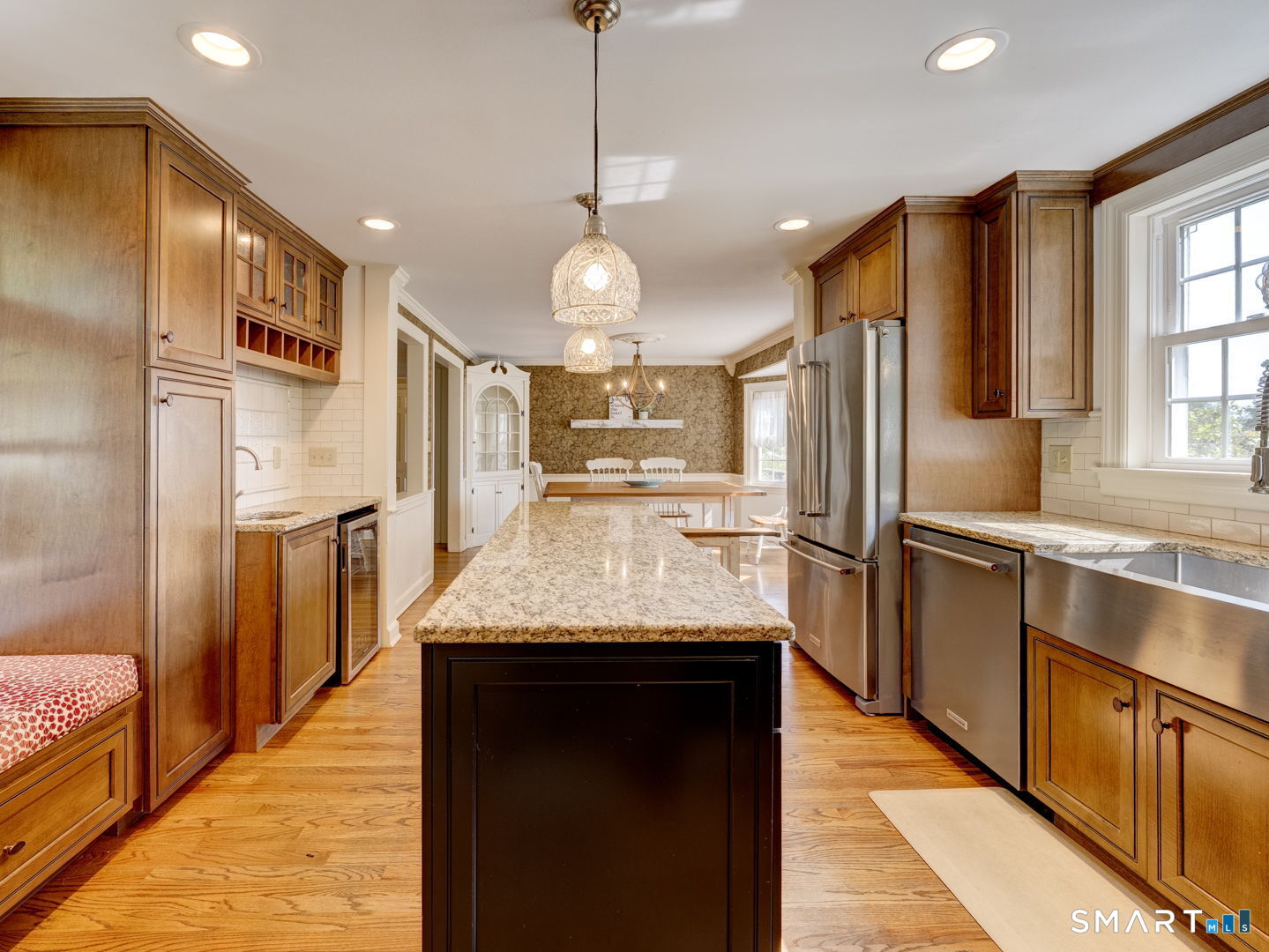 156 Red Stone Hill Plainville CT 06062