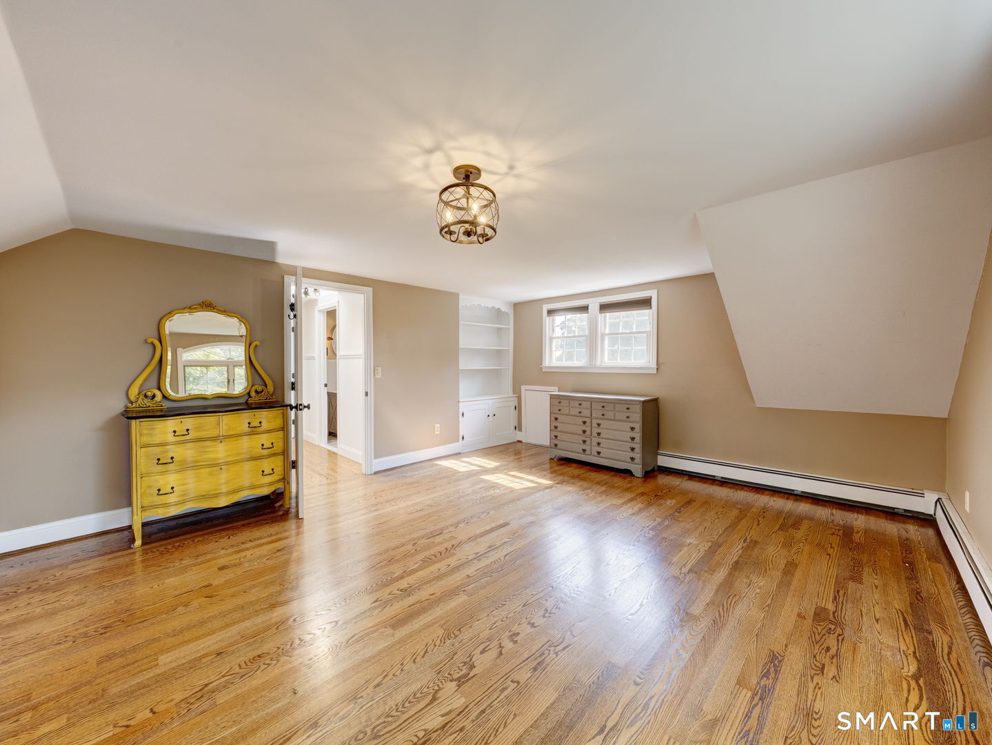 156 Red Stone Hill Plainville CT 06062