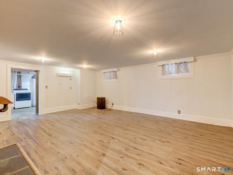 156 Red Stone Hill Plainville CT 06062