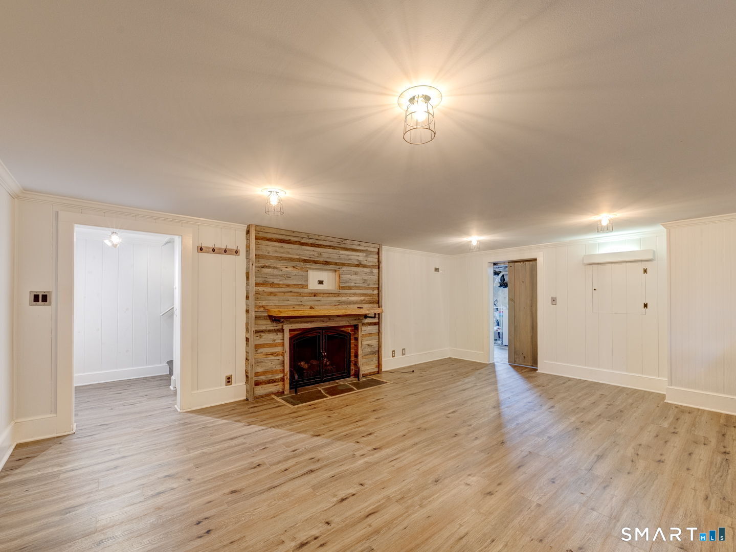 156 Red Stone Hill Plainville CT 06062