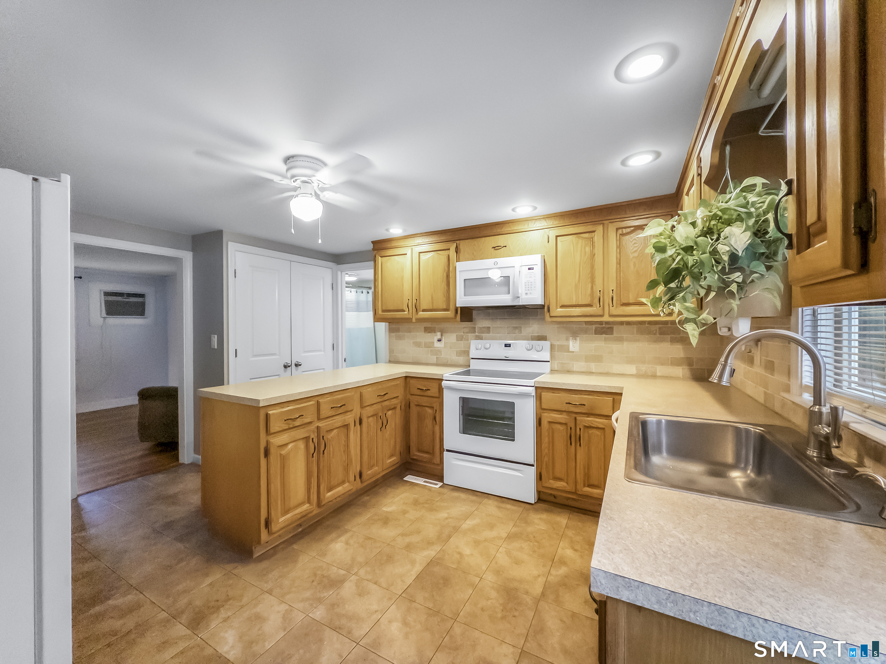 550 Forest Road North Branford CT 06472