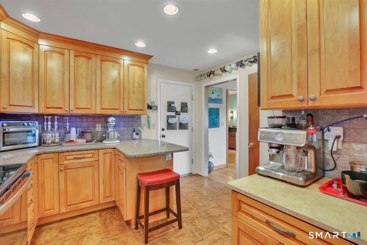 46 Crestridge Drive Vernon CT 06066