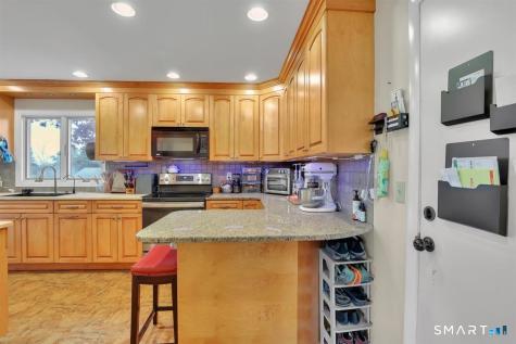 46 Crestridge Drive Vernon CT 06066