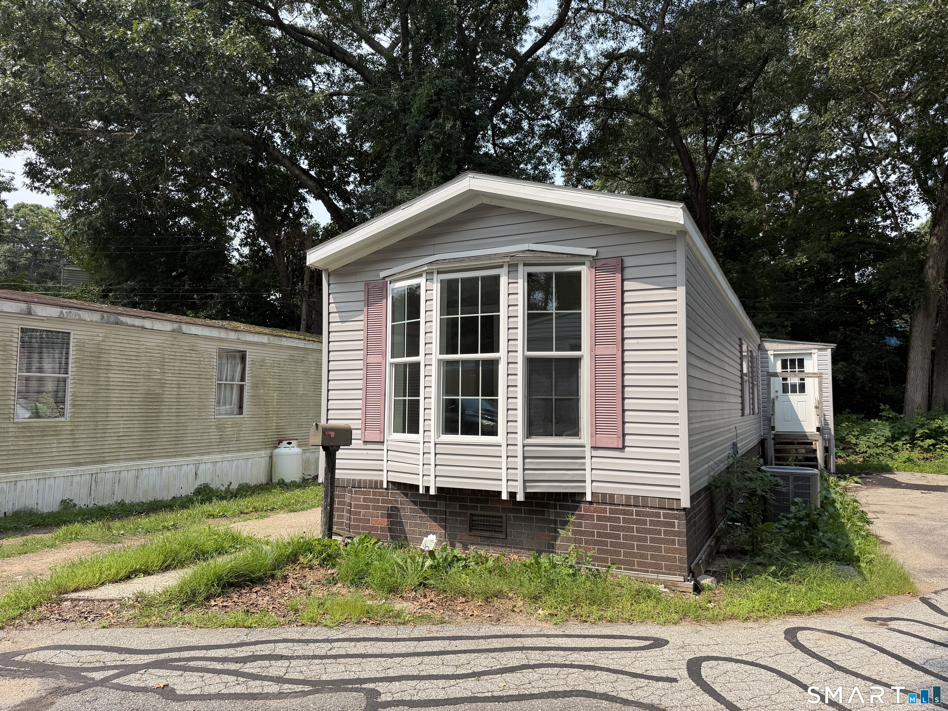 1042 Poquonnock Road Groton CT 06340