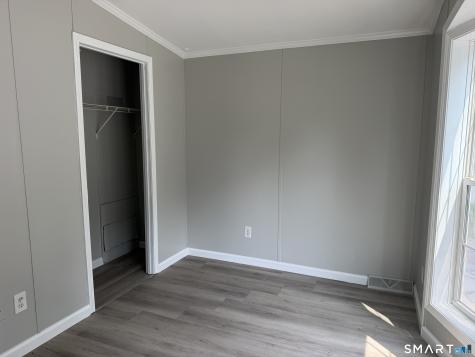 1042 Poquonnock Road Groton CT 06340