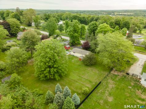 894 Route 169 Woodstock CT 06281