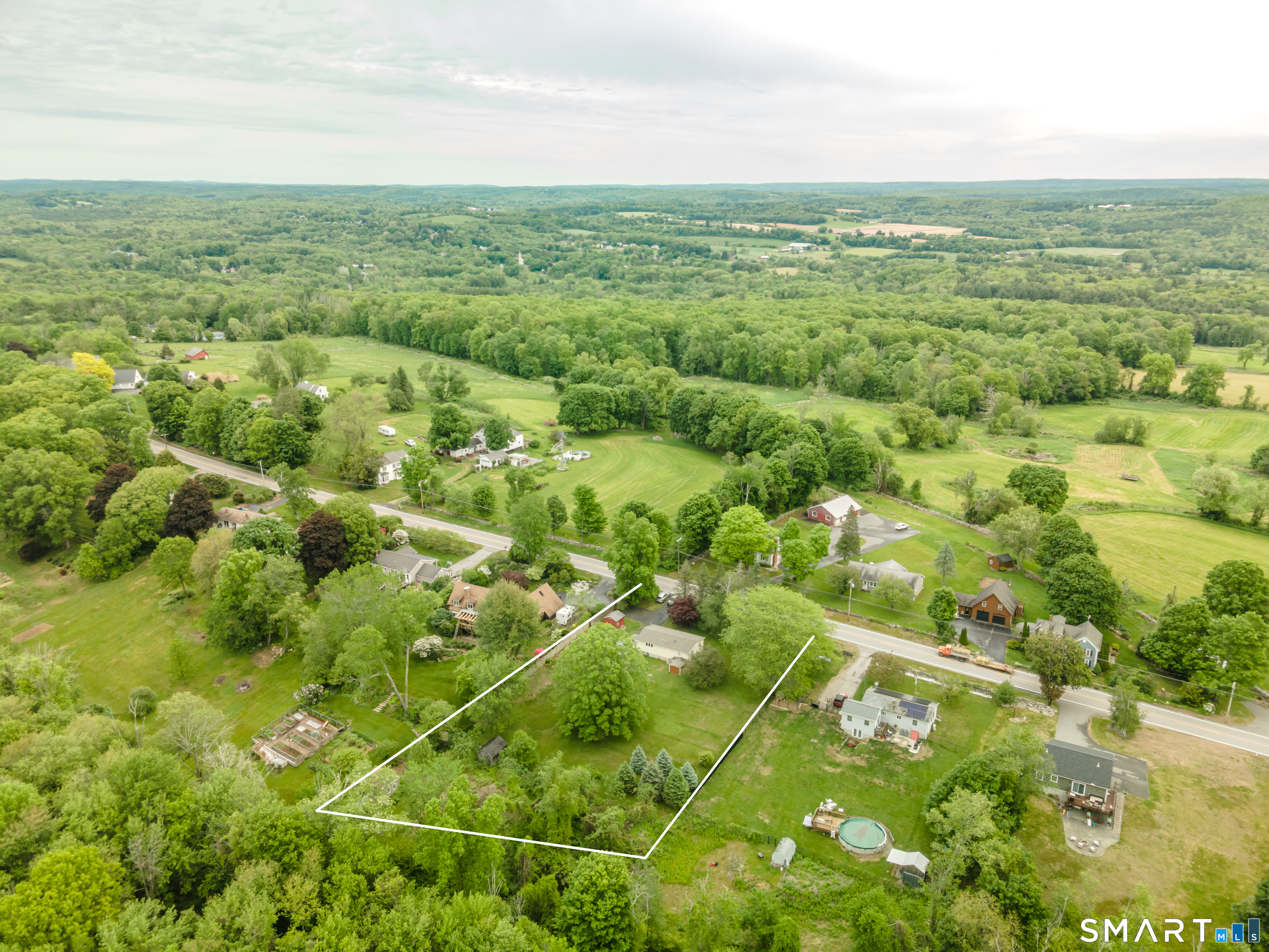 894 Route 169 Woodstock CT 06281