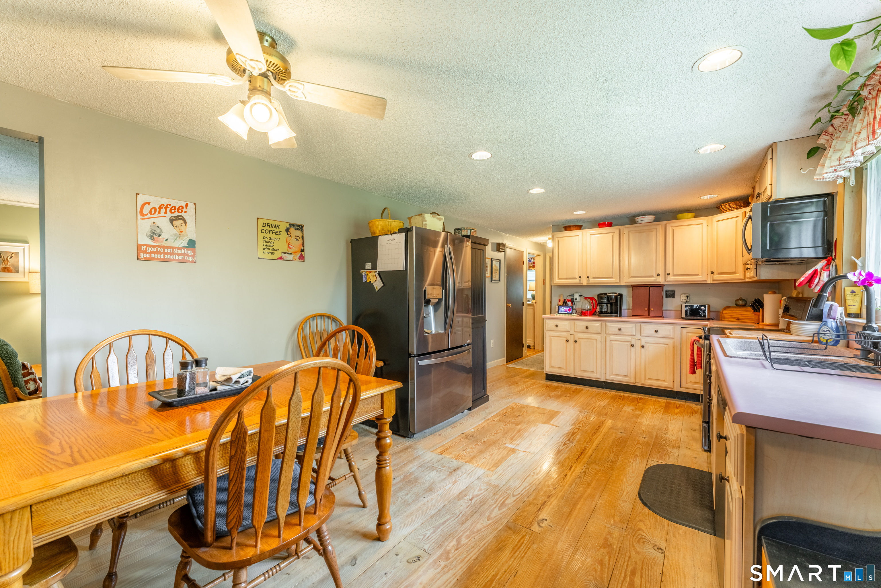 894 Route 169 Woodstock CT 06281