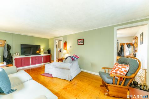 894 Route 169 Woodstock CT 06281