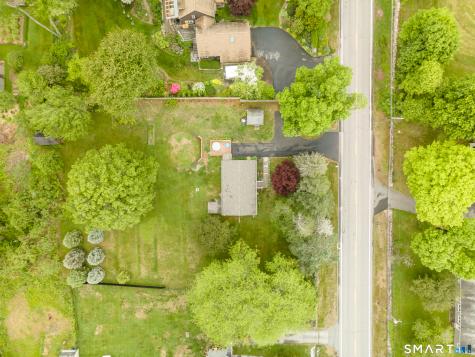 894 Route 169 Woodstock CT 06281