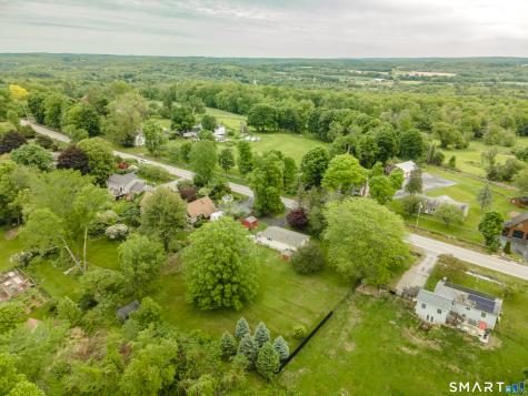 894 Route 169 Woodstock CT 06281
