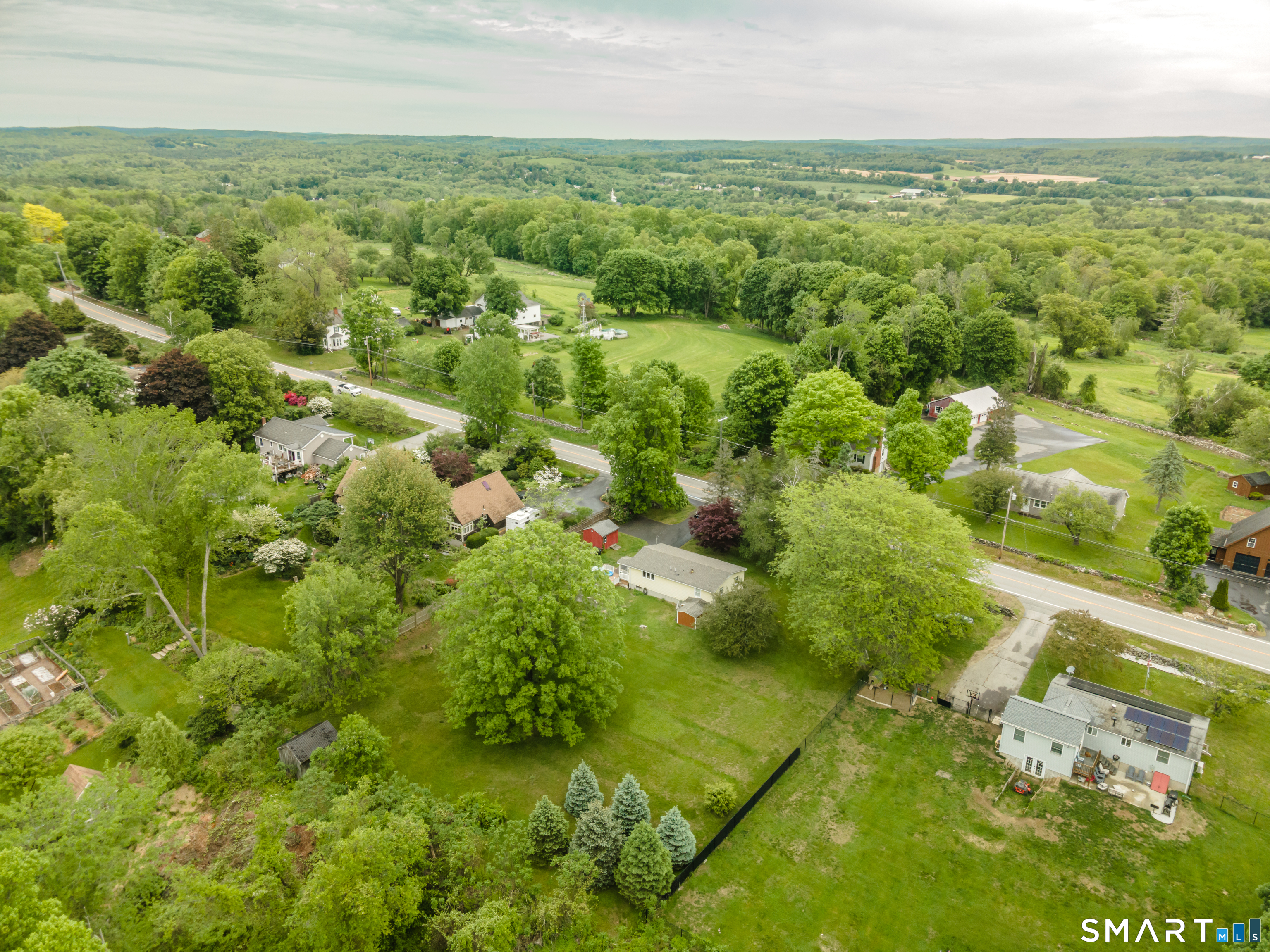 894 Route 169 Woodstock CT 06281
