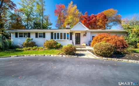 22 Valley Brook Lane North Haven CT 06473