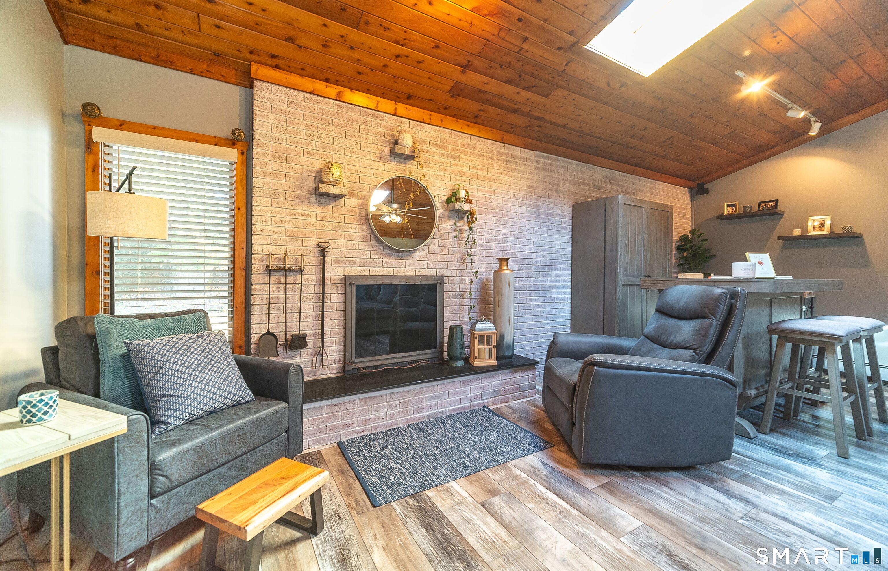 22 Valley Brook Lane North Haven CT 06473