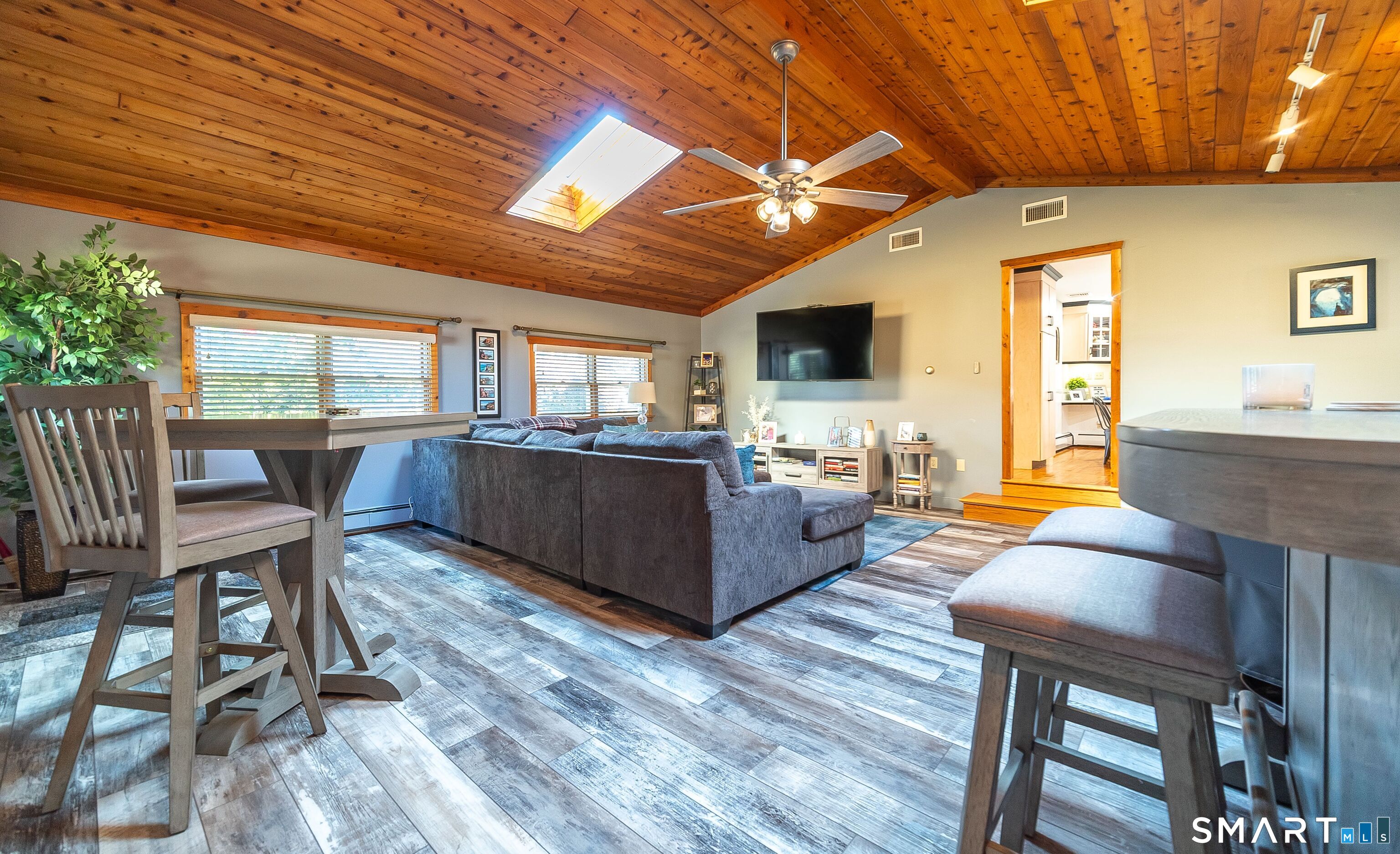 22 Valley Brook Lane North Haven CT 06473