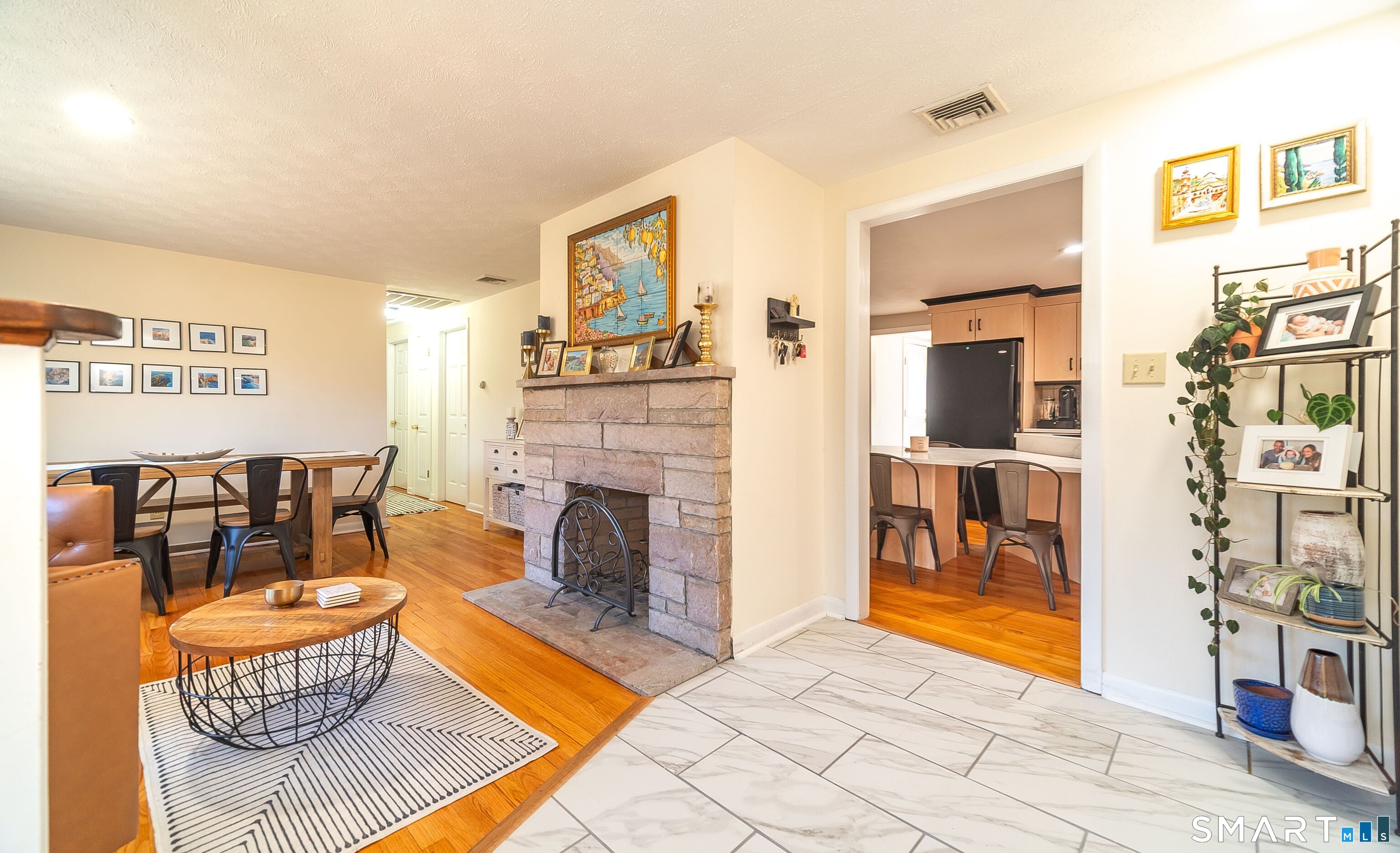 22 Valley Brook Lane North Haven CT 06473