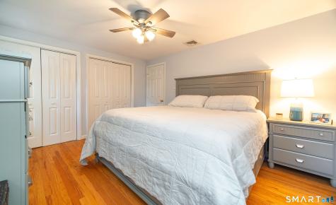 22 Valley Brook Lane North Haven CT 06473