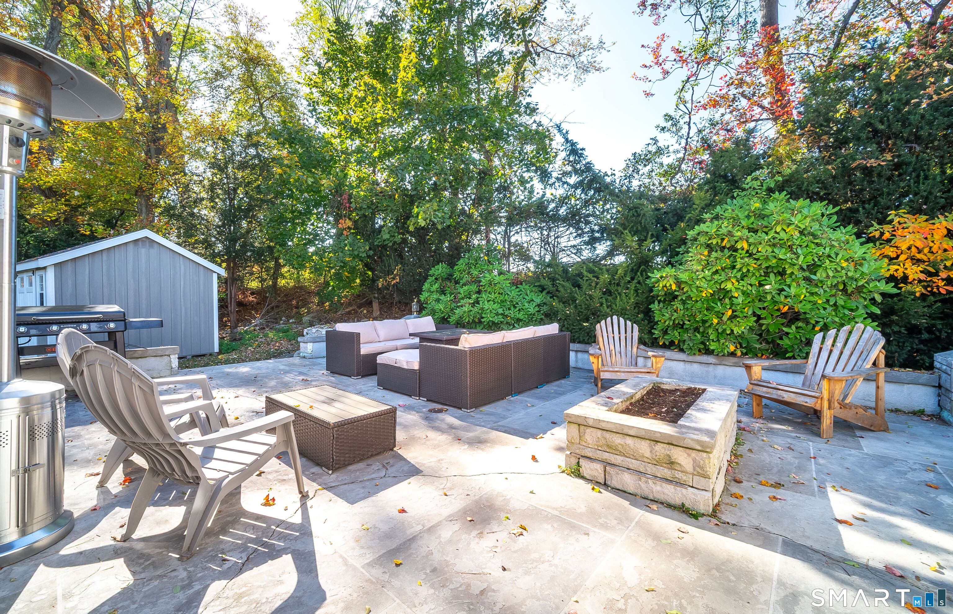 22 Valley Brook Lane North Haven CT 06473