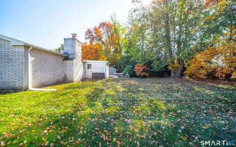 22 Valley Brook Lane North Haven CT 06473