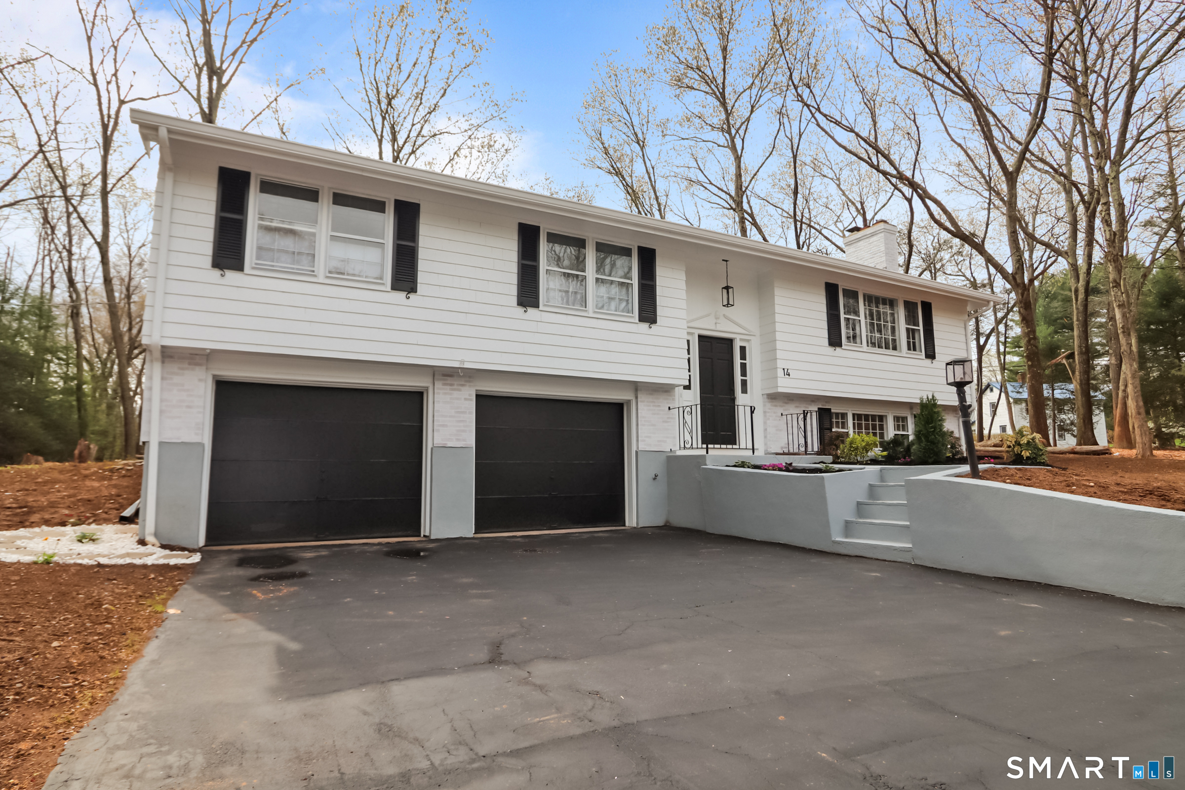 14 Dean Drive Glastonbury CT 06073